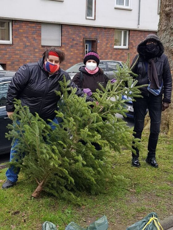 Unsere Abbauhilfe bei der Altenbochumer Weihnachtsallee